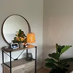 Modern 2 Bedrooms & Private Balcony شقة *