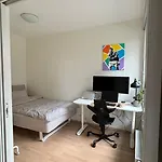 Modern 2 Bedrooms & Private Balcony