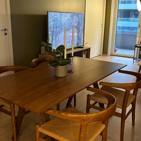 Daire Modern 2 Bedrooms & Private Balcony Oslo